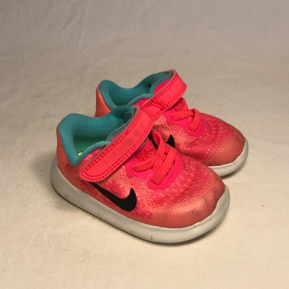 baby girl size 4 nike shoes